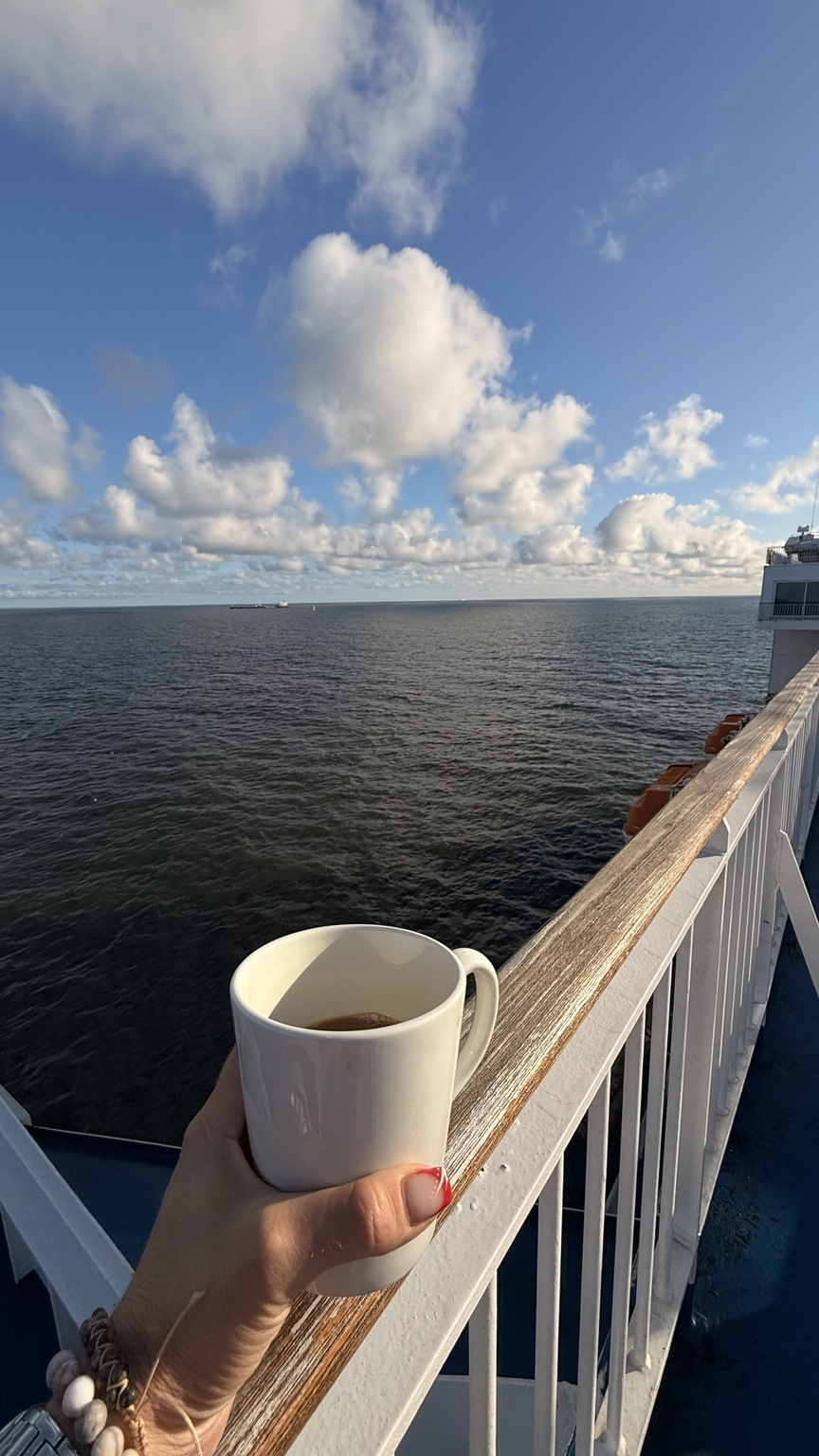 Kaffee mit Blick auf die Ostsee