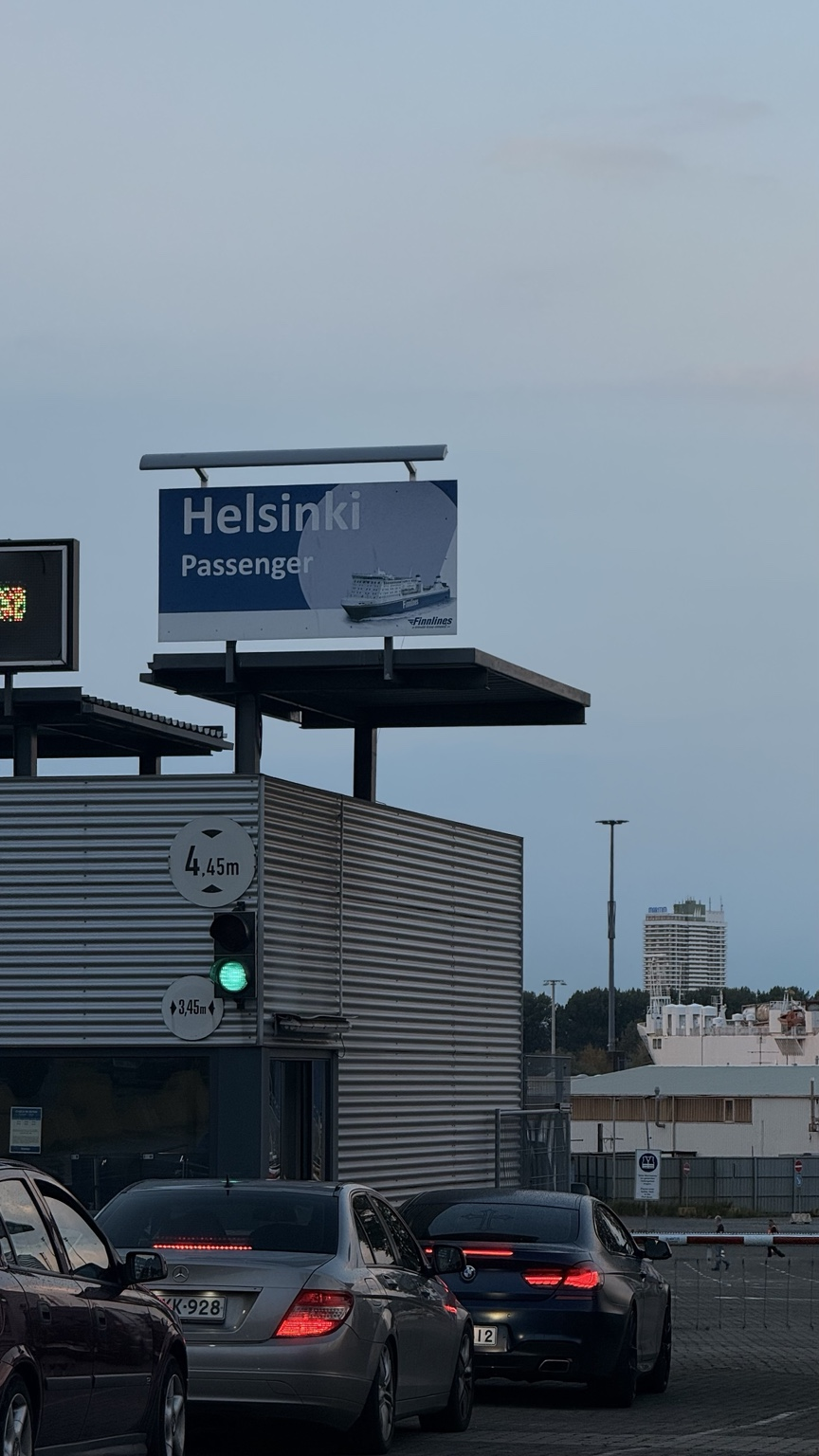 Finnlines Hafen Travemünde Richtung Helsinki mit Hund